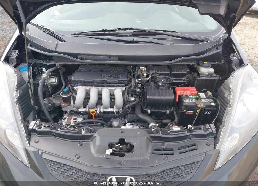 2012 HONDA FIT VIN: JHMGE8H39CC000206