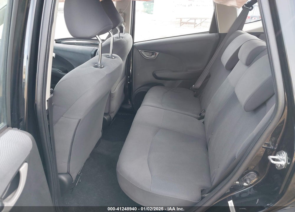2012 HONDA FIT VIN: JHMGE8H39CC000206