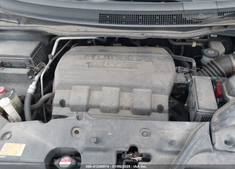 2011 HONDA ODYSSEY EX-L VIN: 5FNRL5H69BB052204
