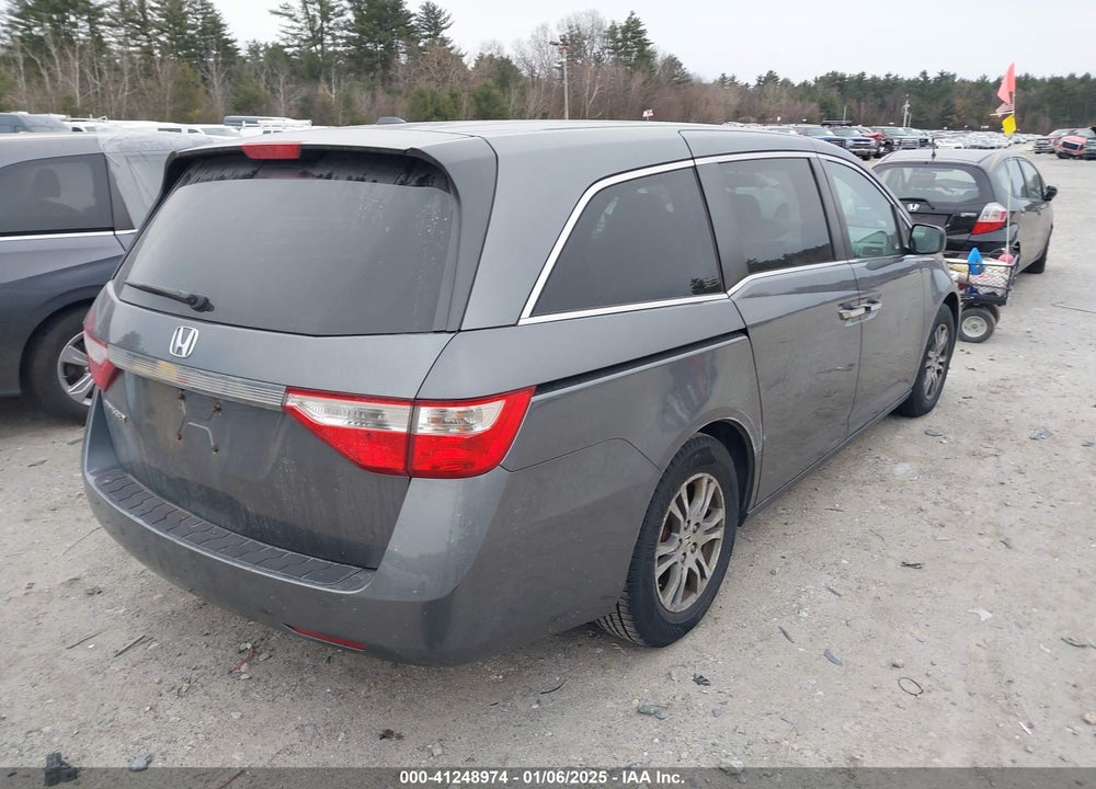 2011 HONDA ODYSSEY EX-L VIN: 5FNRL5H69BB052204