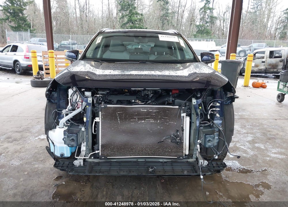2019 TOYOTA RAV4 XLE PREMIUM VIN: JTMA1RFV6KD014084