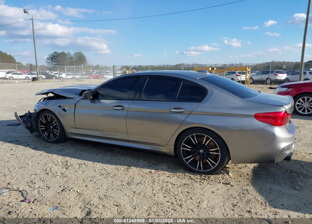 2018 BMW M5 VIN: WBSJF0C57JB283716