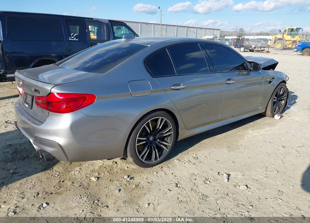 2018 BMW M5 VIN: WBSJF0C57JB283716