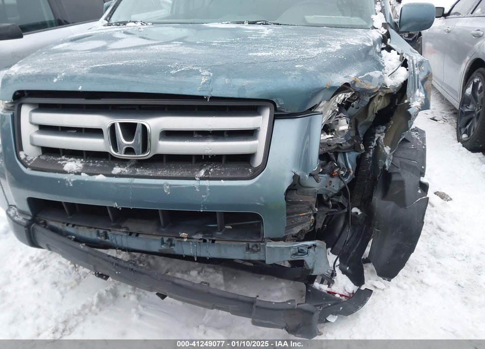 2007 HONDA PILOT EX VIN: 5FNYF284X7B021938