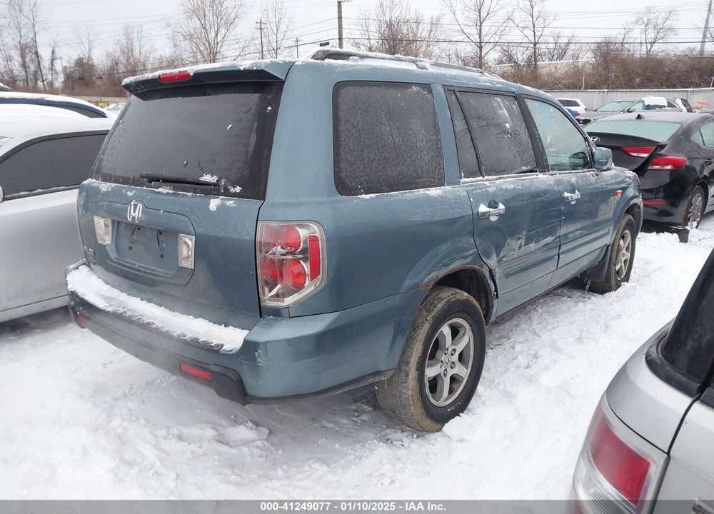 2007 HONDA PILOT EX VIN: 5FNYF284X7B021938