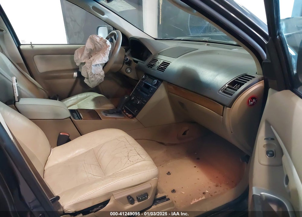 2008 VOLVO XC90 3.2 VIN: YV4CN982981460690