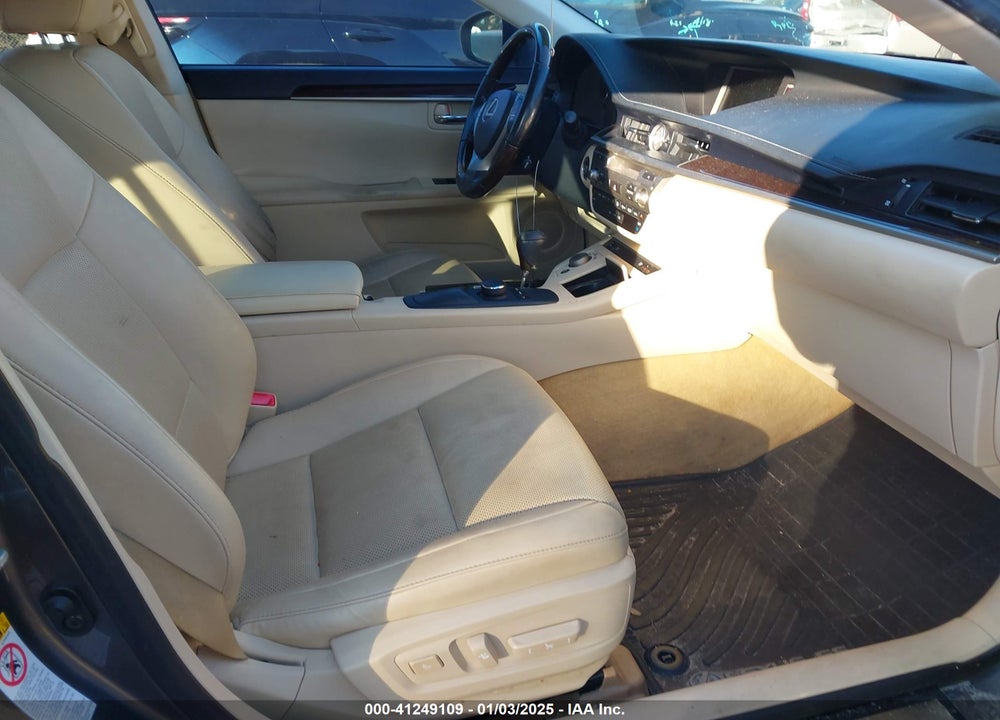 2014 LEXUS ES 350 VIN: JTHBK1GG0E2112058