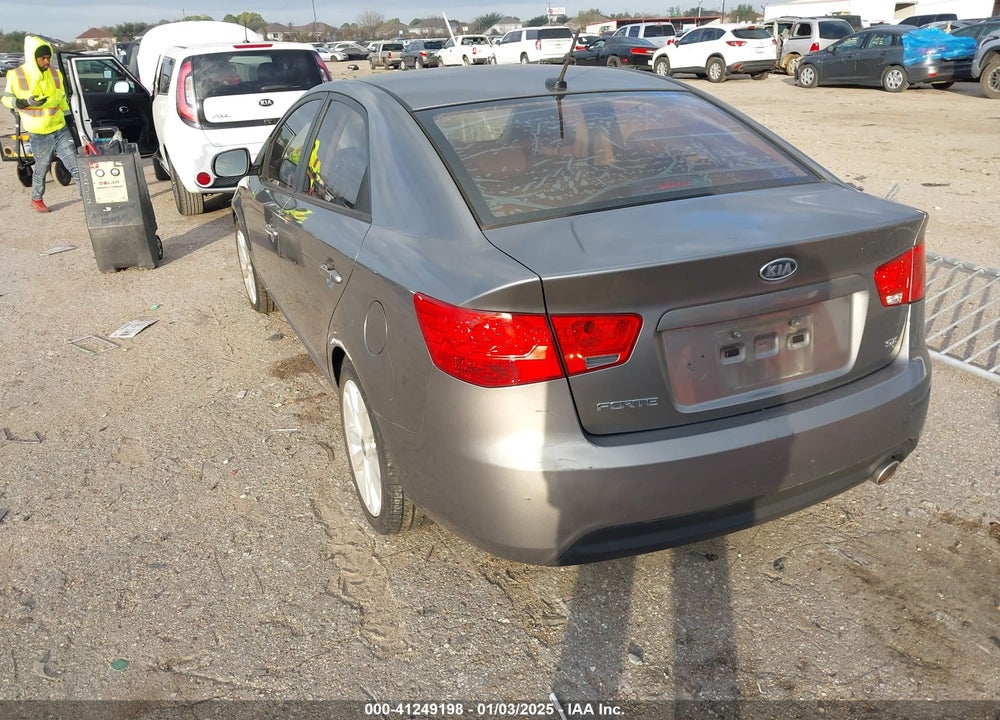 2013 KIA FORTE SX VIN: KNAFW4A39D5668247