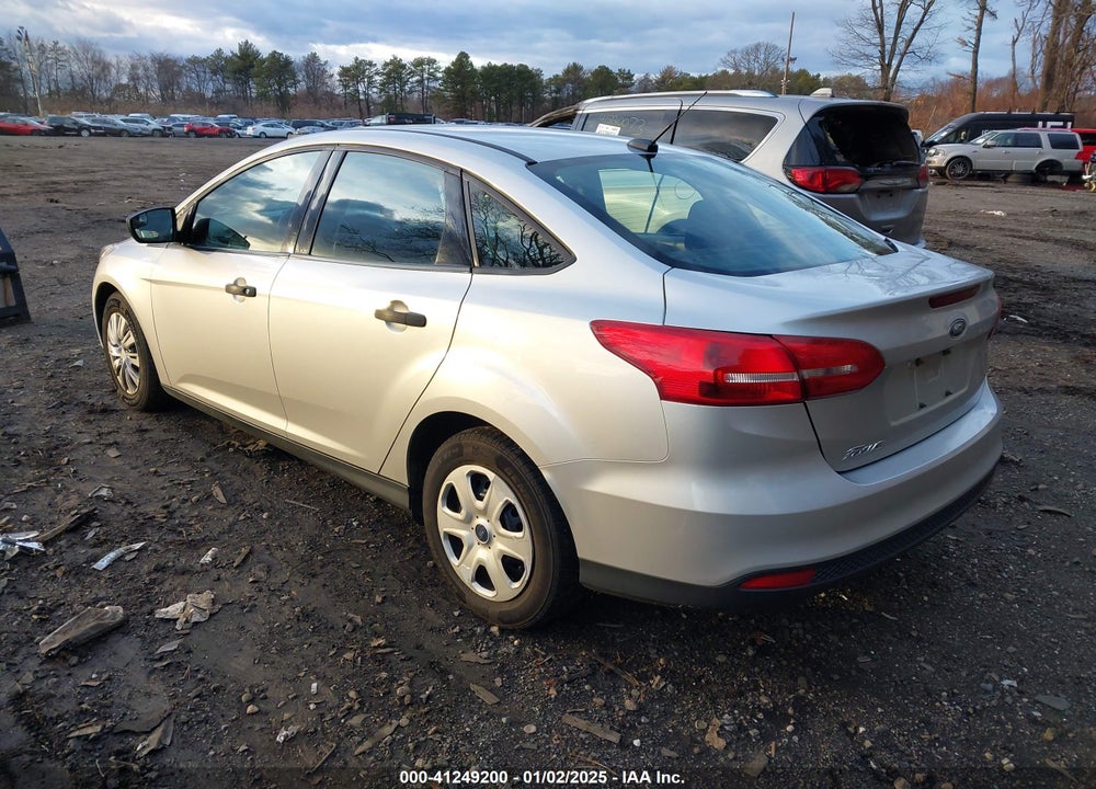 2018 FORD FOCUS S VIN: 1FADP3E29JL306693