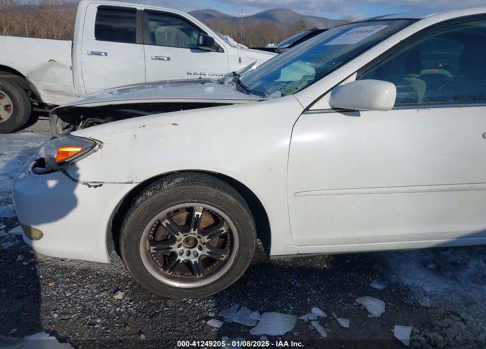 2004 TOYOTA CAMRY LE VIN: 4T1BE32K44U281224