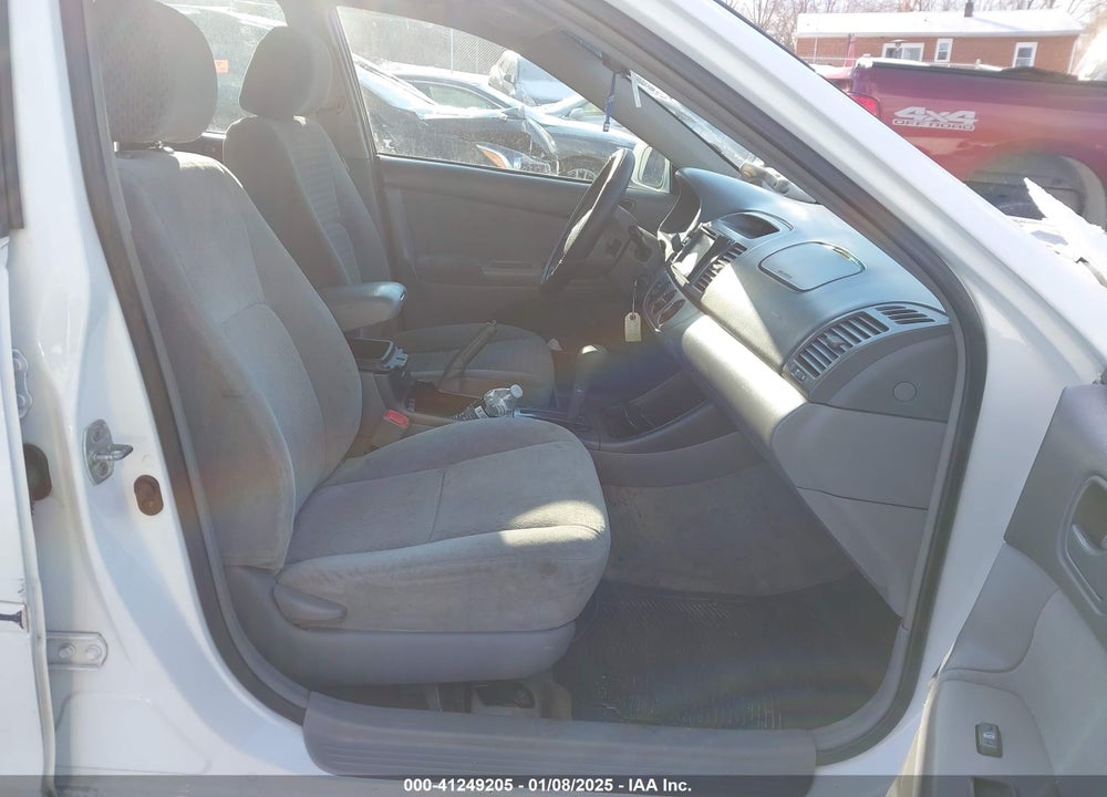 2004 TOYOTA CAMRY LE VIN: 4T1BE32K44U281224