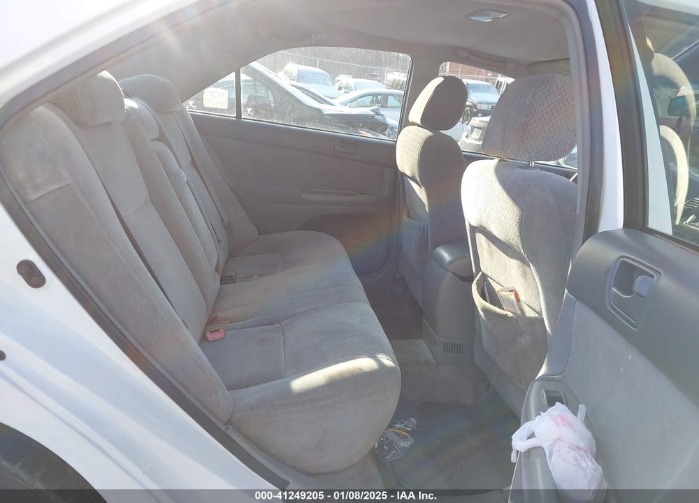2004 TOYOTA CAMRY LE VIN: 4T1BE32K44U281224