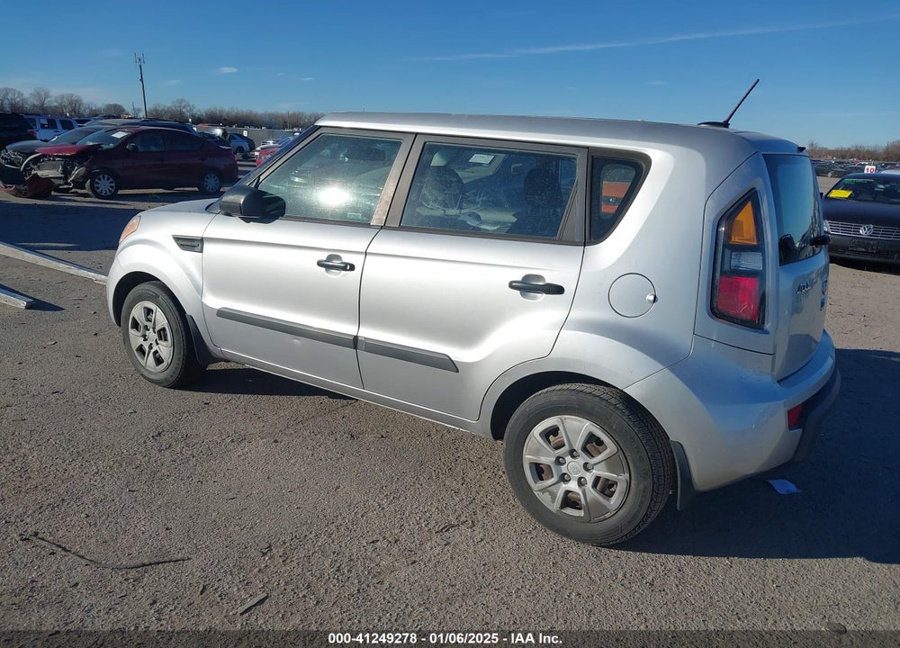2011 KIA SOUL VIN: KNDJT2A11B7264613