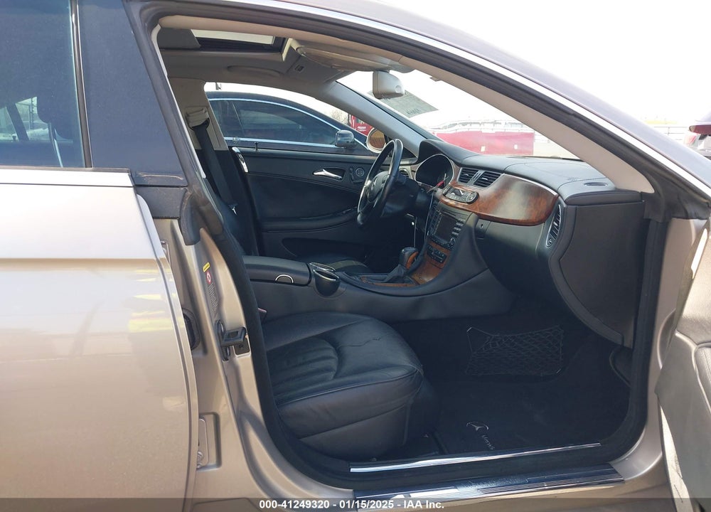 2006 MERCEDES-BENZ CLS 500 VIN: WDDDJ75X46A038174