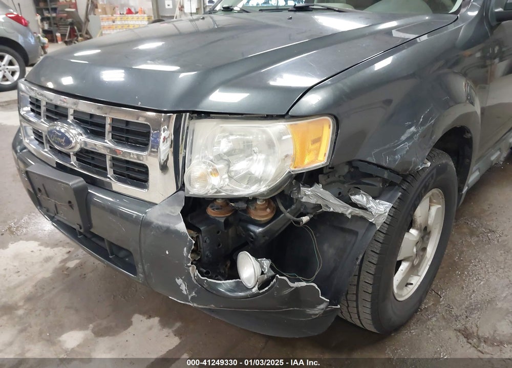 2009 FORD ESCAPE VIN: 1FMCU93709KD03906