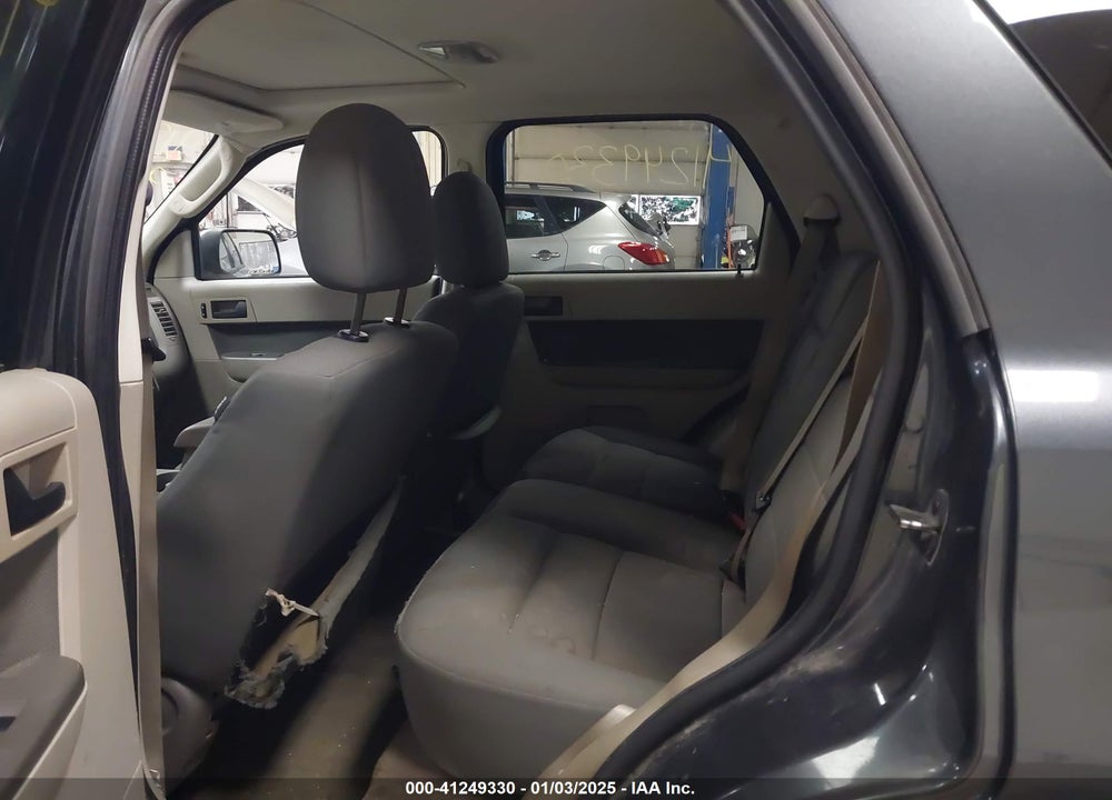 2009 FORD ESCAPE VIN: 1FMCU93709KD03906