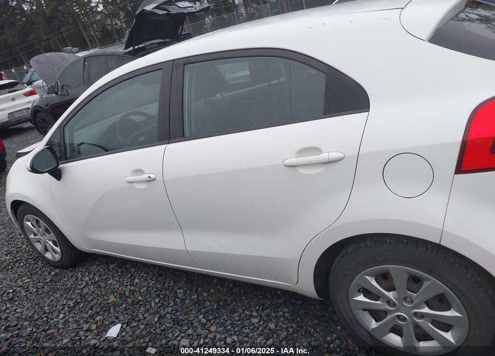 2014 KIA RIO VIN: KNADM5A39E6358520