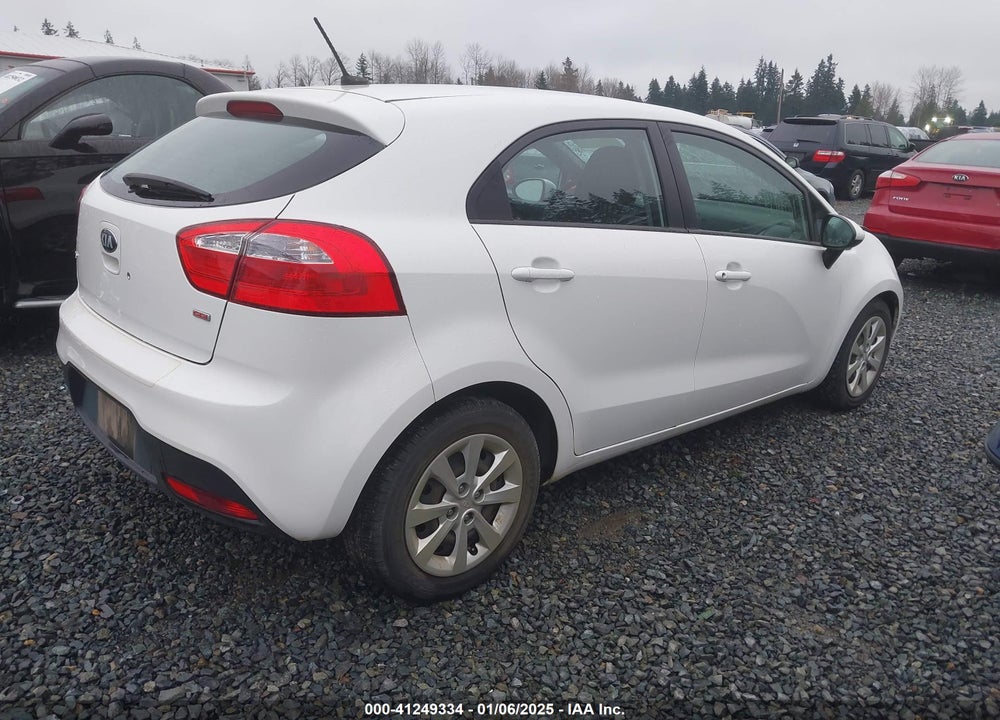 2014 KIA RIO VIN: KNADM5A39E6358520