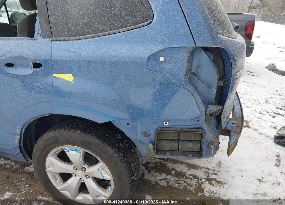 2015 SUBARU FORESTER 2.5I PREMIUM VIN: JF2SJAFC5FH584324