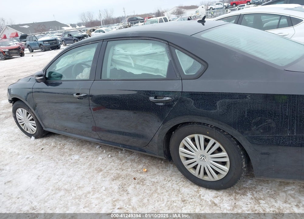 2014 VOLKSWAGEN PASSAT VIN: 1VWAT7A34EC113076