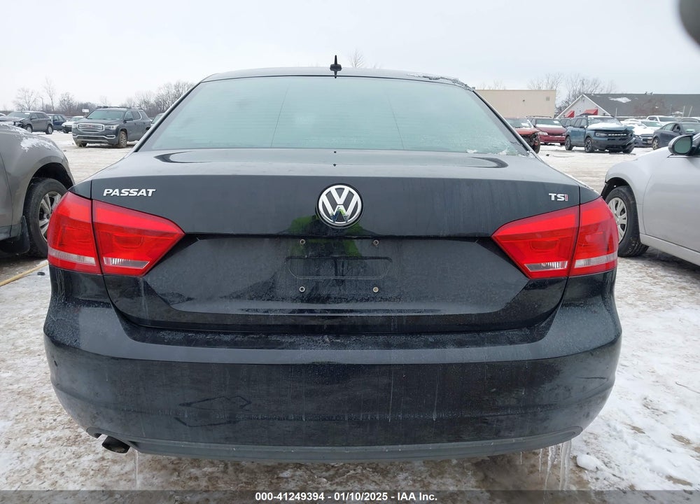 2014 VOLKSWAGEN PASSAT VIN: 1VWAT7A34EC113076