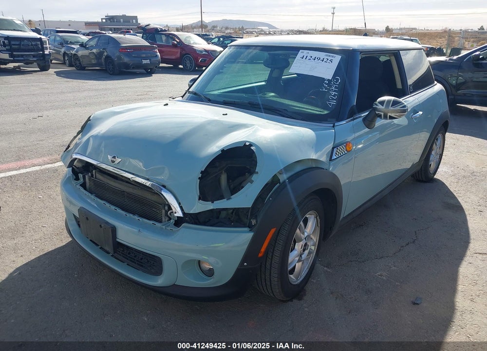 2013 MINI HARDTOP VIN: WMWSU3C58DT546133