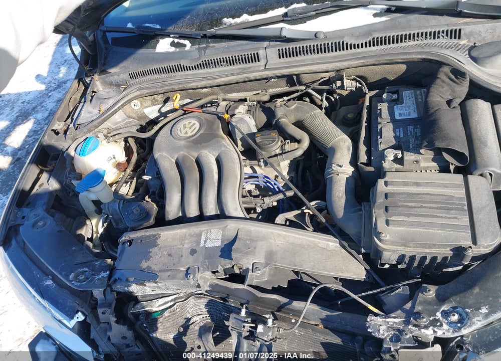 2011 VOLKSWAGEN JETTA 2.0L S VIN: 3VW2K7AJ1BM021021