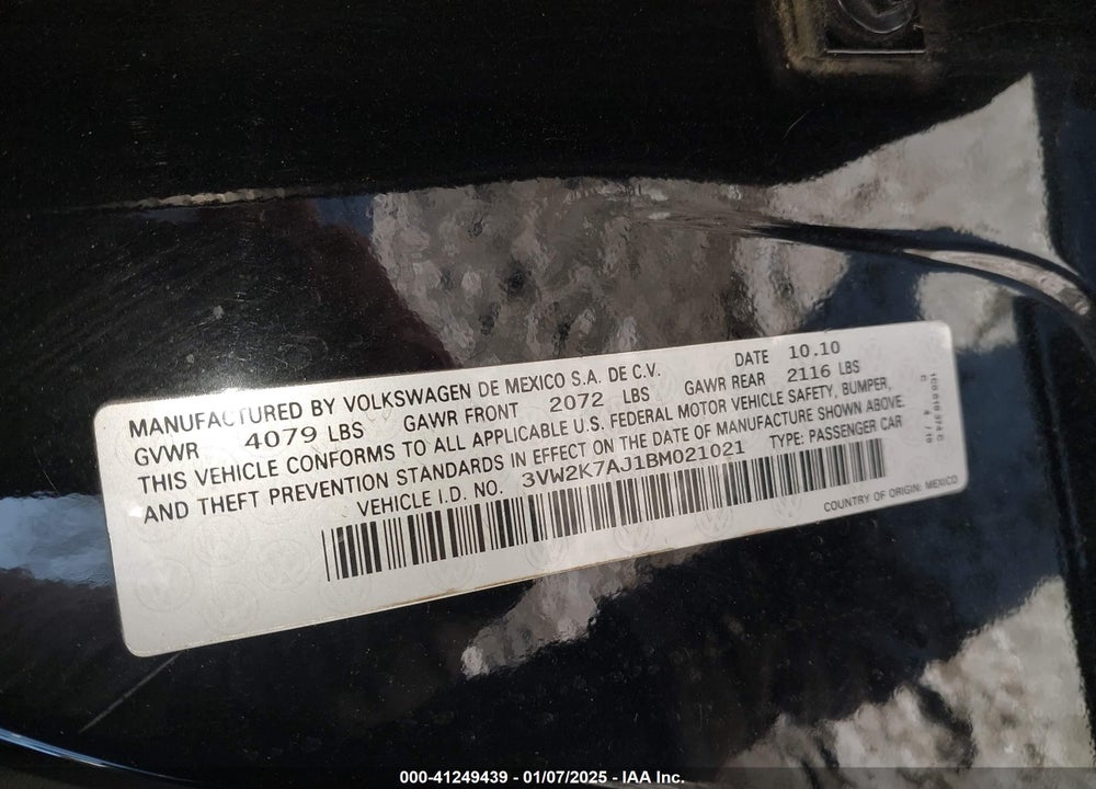 2011 VOLKSWAGEN JETTA 2.0L S VIN: 3VW2K7AJ1BM021021
