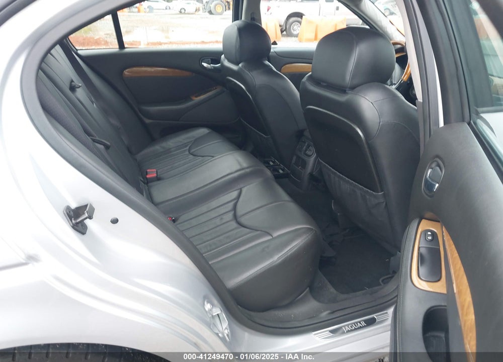 2001 JAGUAR S-TYPE 4.0L V8 VIN: SAJDA01P61GM04926