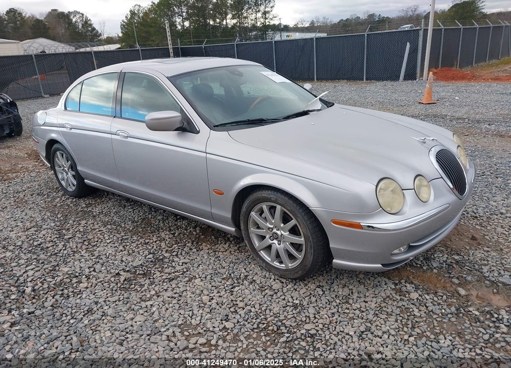 2001 JAGUAR S-TYPE 4.0L V8 VIN: SAJDA01P61GM04926
