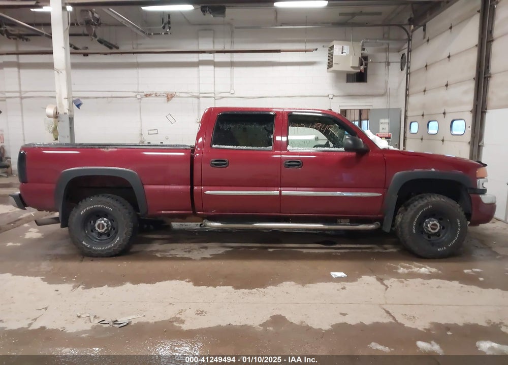 2005 GMC SIERRA 2500HD SLT VIN: 1GTHK23U35F883569