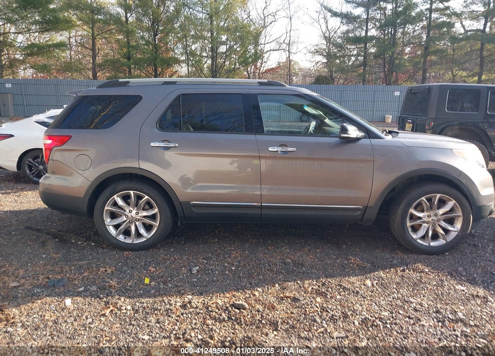 2013 FORD EXPLORER XLT VIN: 1FM5K8D87DGB96252