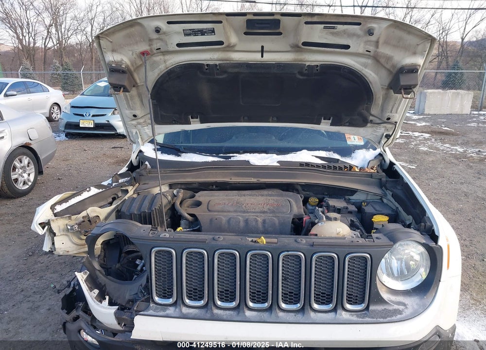 2016 JEEP RENEGADE LATITUDE VIN: ZACCJBBT1GPE12767