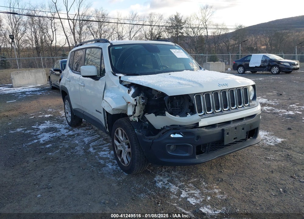 2016 JEEP RENEGADE LATITUDE VIN: ZACCJBBT1GPE12767