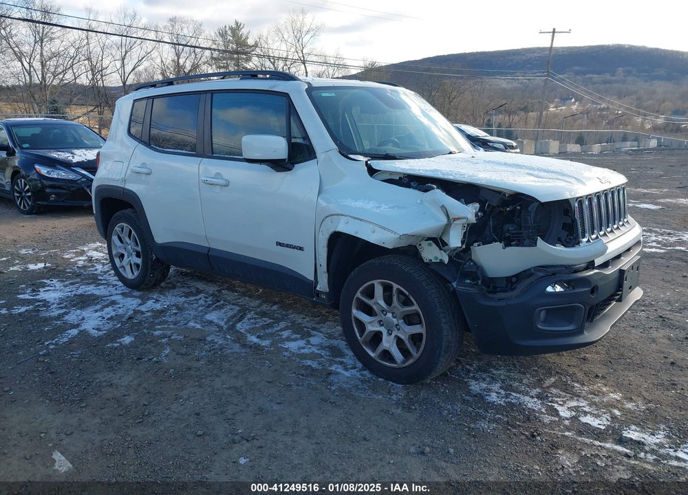 2016 JEEP RENEGADE LATITUDE VIN: ZACCJBBT1GPE12767
