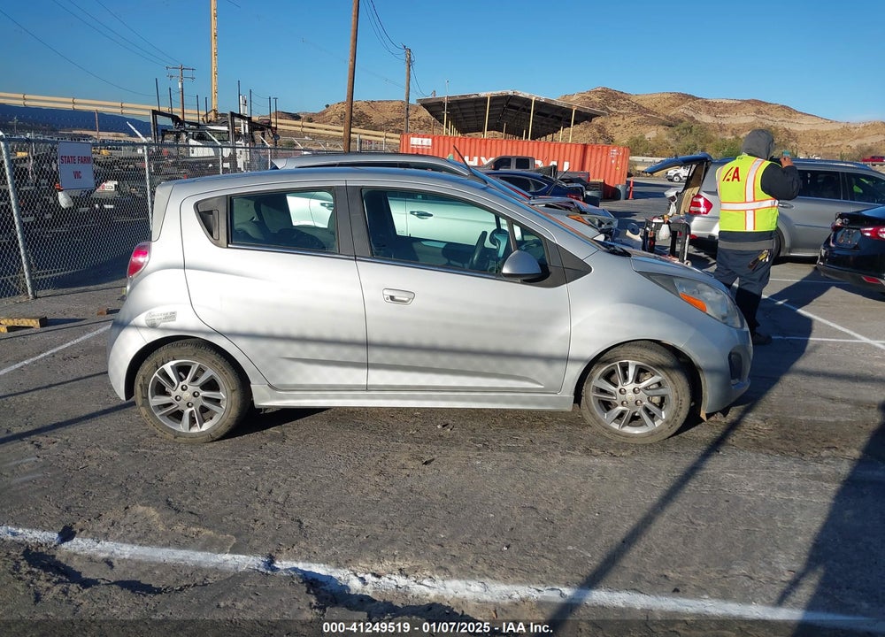 2014 CHEVROLET SPARK EV 2LT VIN: KL8CL6S00EC439086