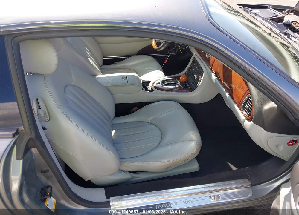 2004 JAGUAR XK8 VIN: SAJDA41C242A39637