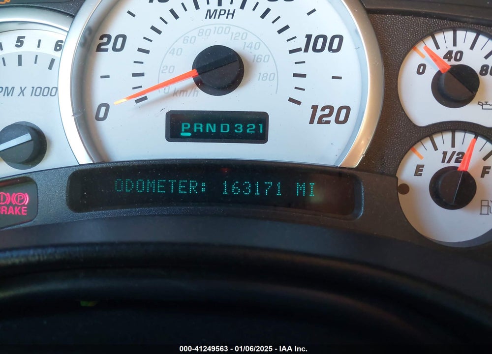 2003 HUMMER H2 VIN: 5GRGN23U33H117974