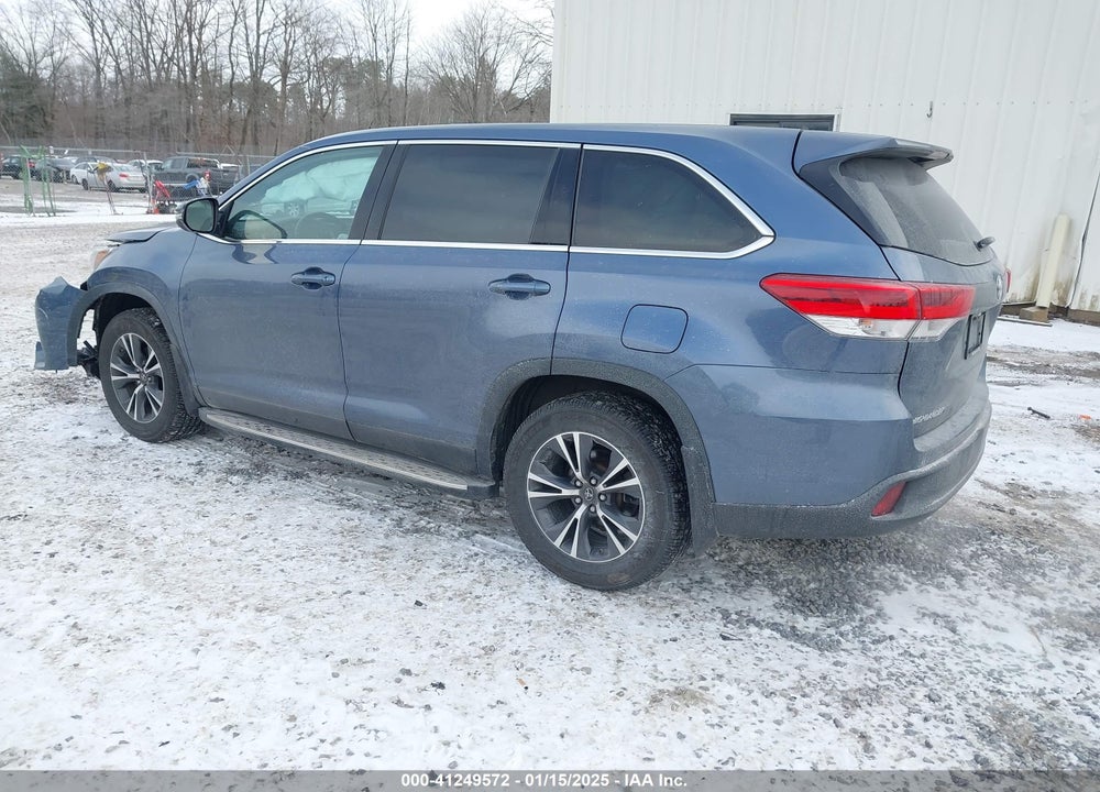 2019 TOYOTA HIGHLANDER LE VIN: 5TDBZRFH4KS738142