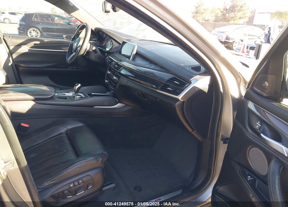 2015 BMW X6 M VIN: 5YMKW8C5XF0R42859