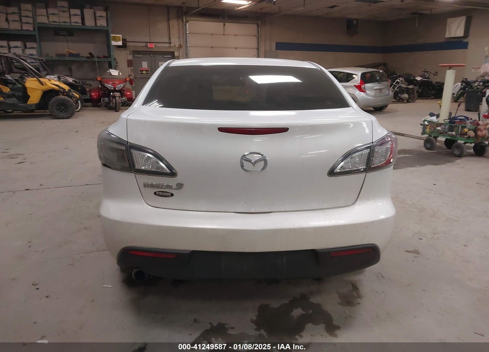 2010 MAZDA 3 I TOURING VIN: JM1BL1SG1A1174932