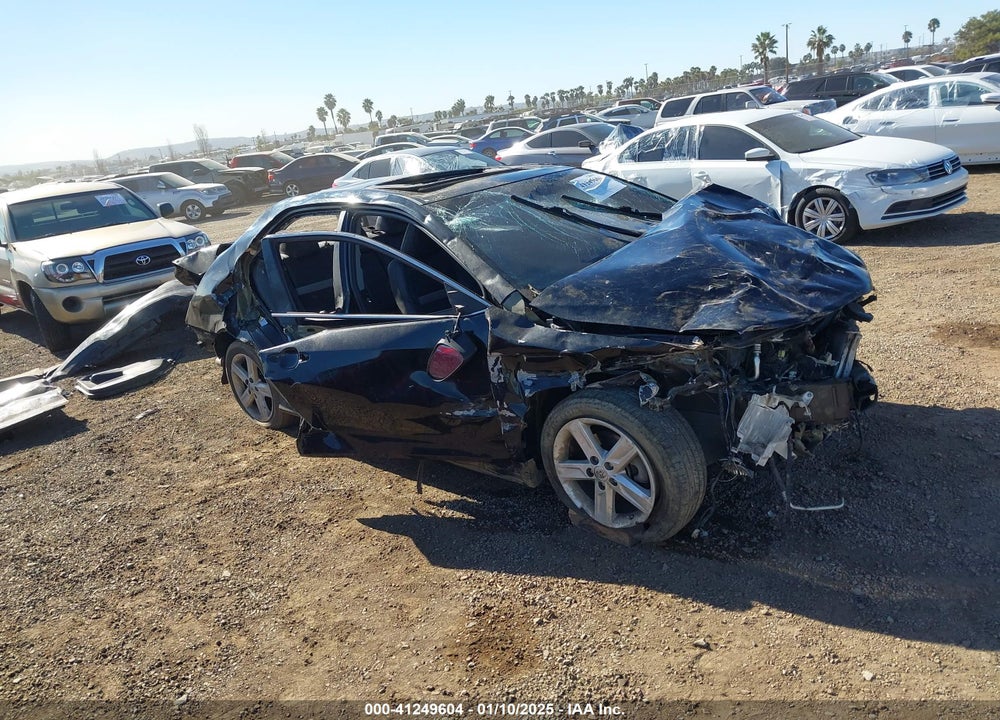 2013 TOYOTA CAMRY SE VIN: 4T1BF1FK5DU282362