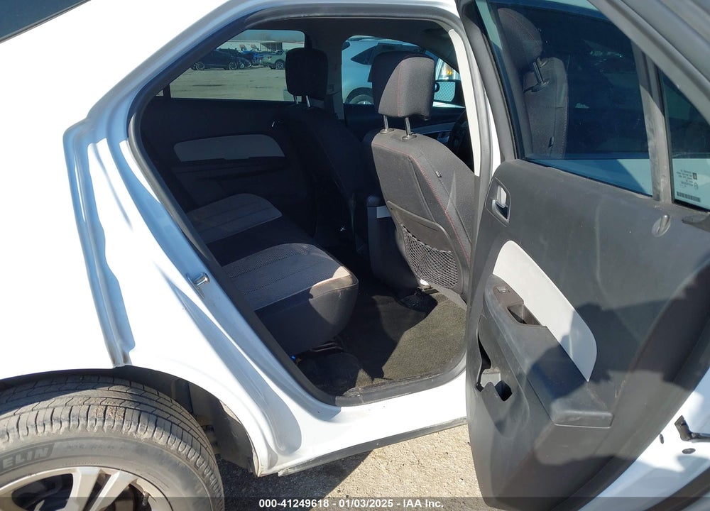 2017 CHEVROLET EQUINOX LS VIN: 2GNALBEK8H1560910