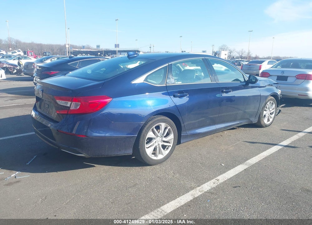 2018 HONDA ACCORD VIN: 1HGCV1F1XJA069165