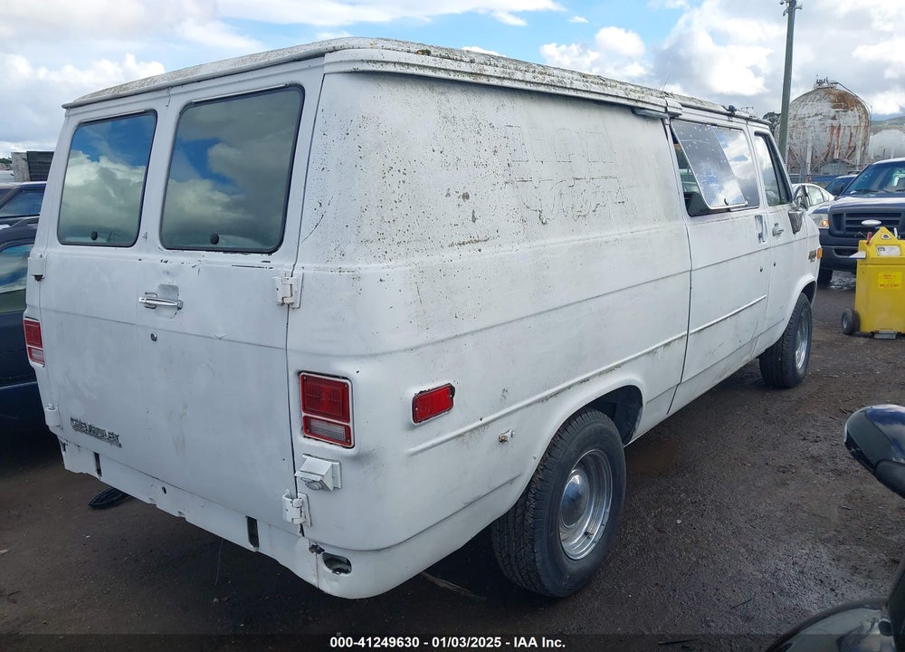 1984 CHEVROLET G20 VIN: 1GCEG25F2E7124750