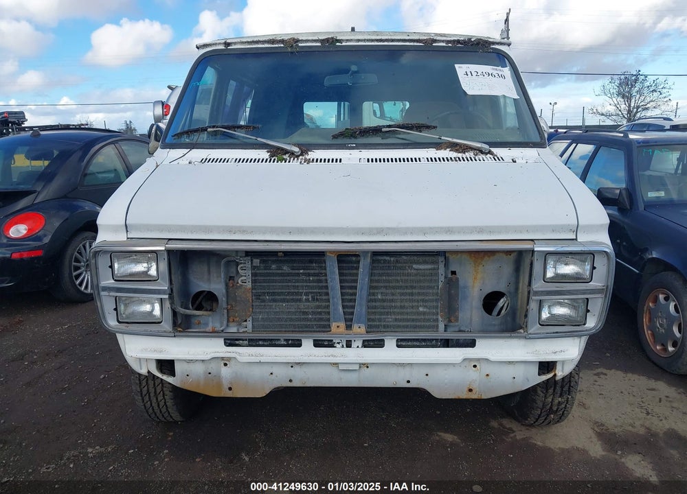1984 CHEVROLET G20 VIN: 1GCEG25F2E7124750