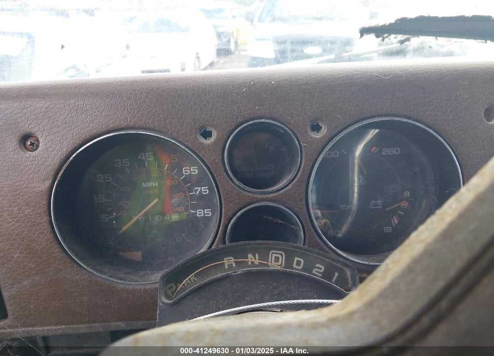 1984 CHEVROLET G20 VIN: 1GCEG25F2E7124750