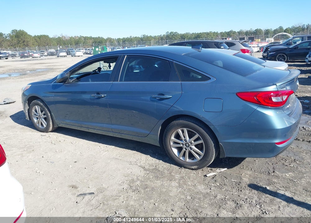 2017 HYUNDAI SONATA VIN: 5NPE24AF5HH526424