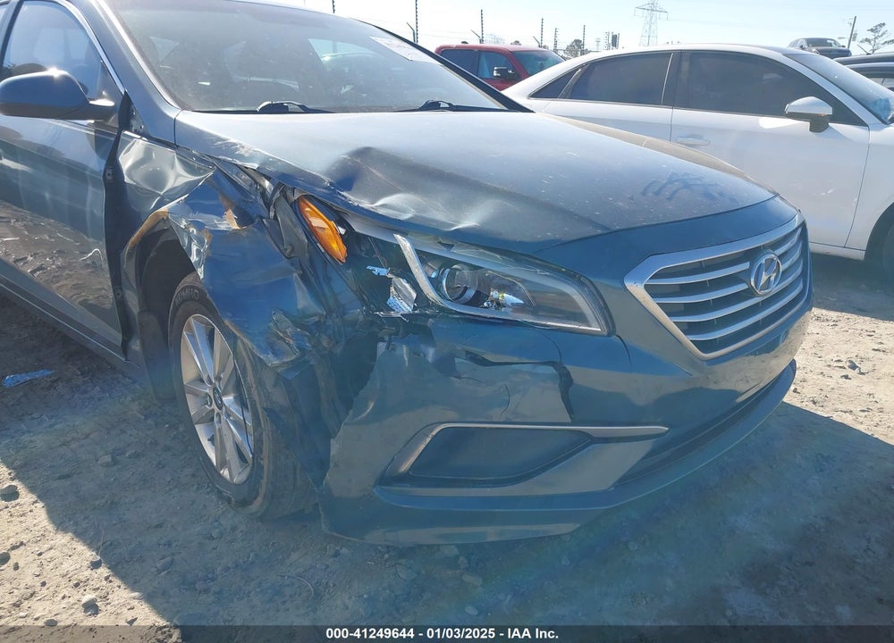 2017 HYUNDAI SONATA VIN: 5NPE24AF5HH526424