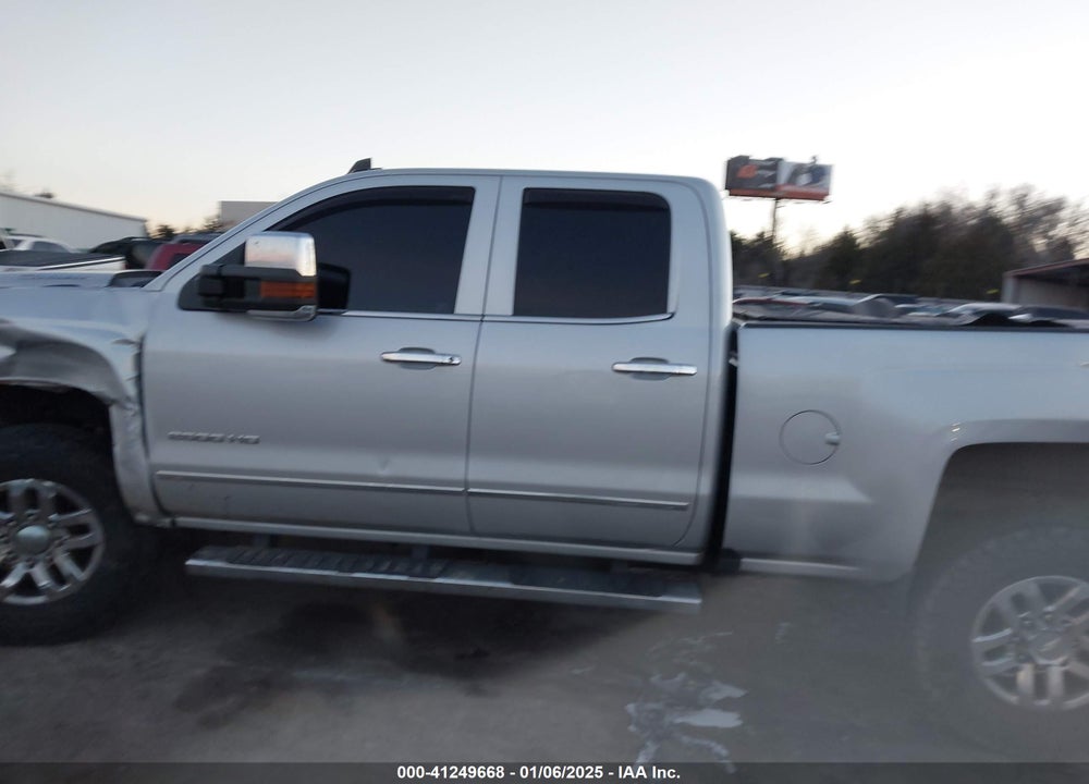 2016 CHEVROLET SILVERADO VIN: 1GC2KWE81GZ152590